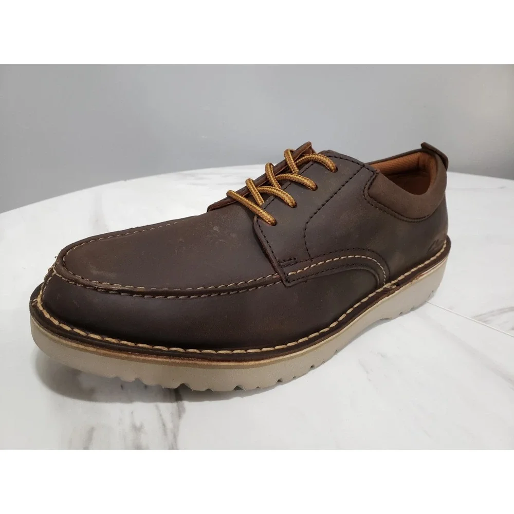 NEVER WORN HAS SCUFF MARKS Clarks SIZE 9‎ Eastridge Moc Beeswax Leather 26179425